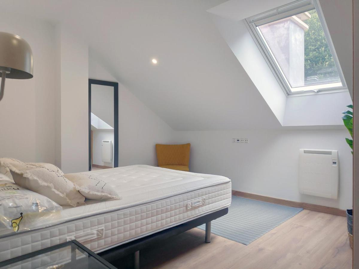 Apartamentos Rey By Como En Casa Сантьяго-де-Компостела Екстер'єр фото