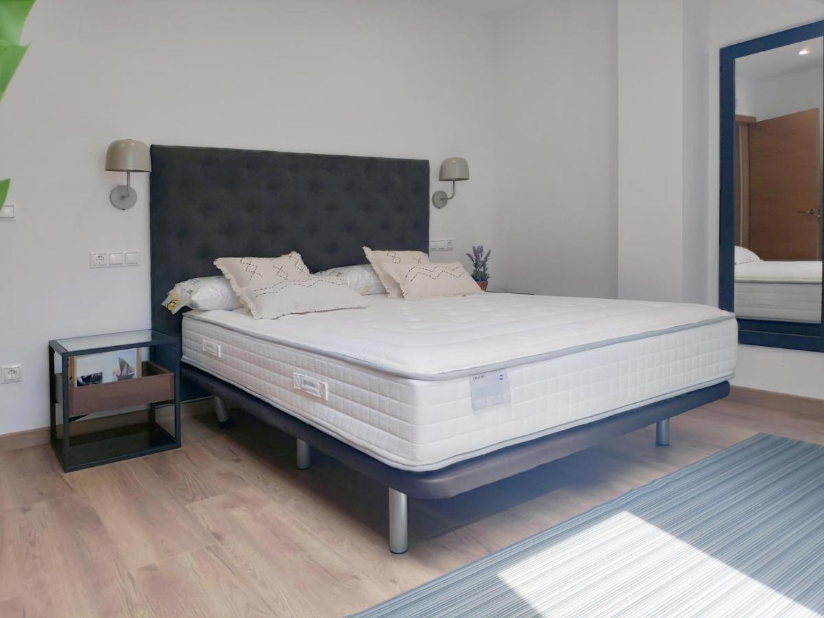 Apartamentos Rey By Como En Casa Сантьяго-де-Компостела Екстер'єр фото