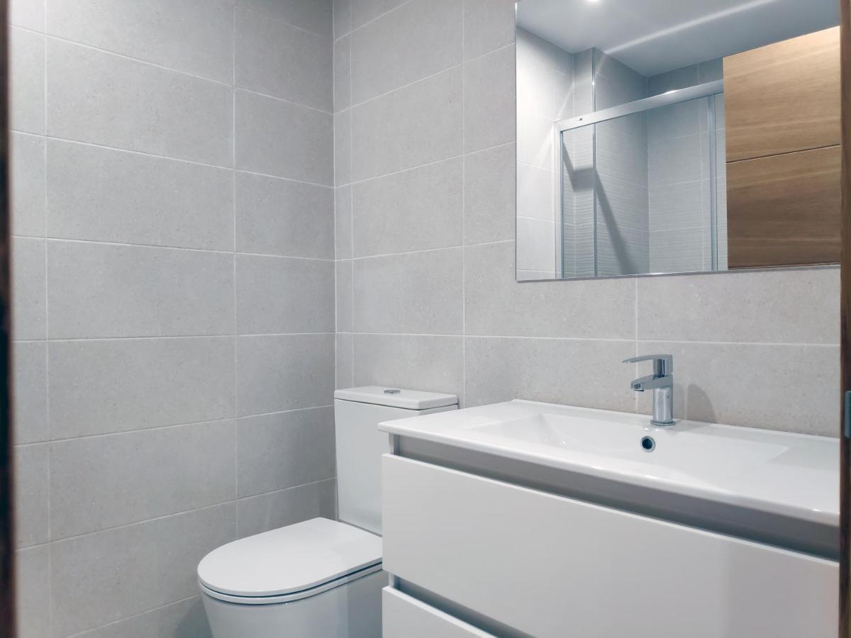 Apartamentos Rey By Como En Casa Сантьяго-де-Компостела Екстер'єр фото
